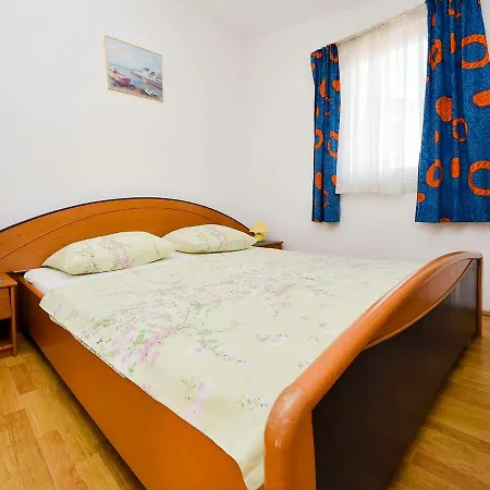 Josip-1 Apartman Nin